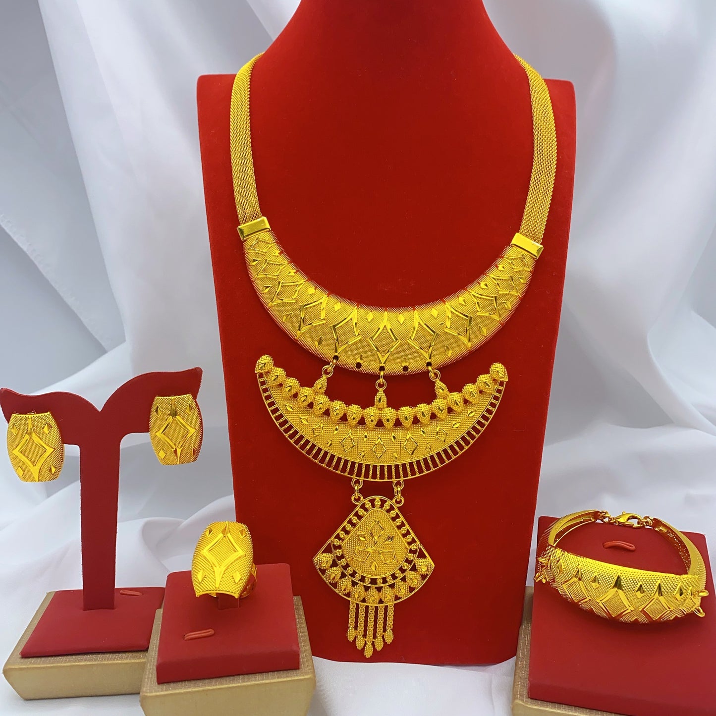Innovative New Women's Gold-plated Bridal Indian Rings