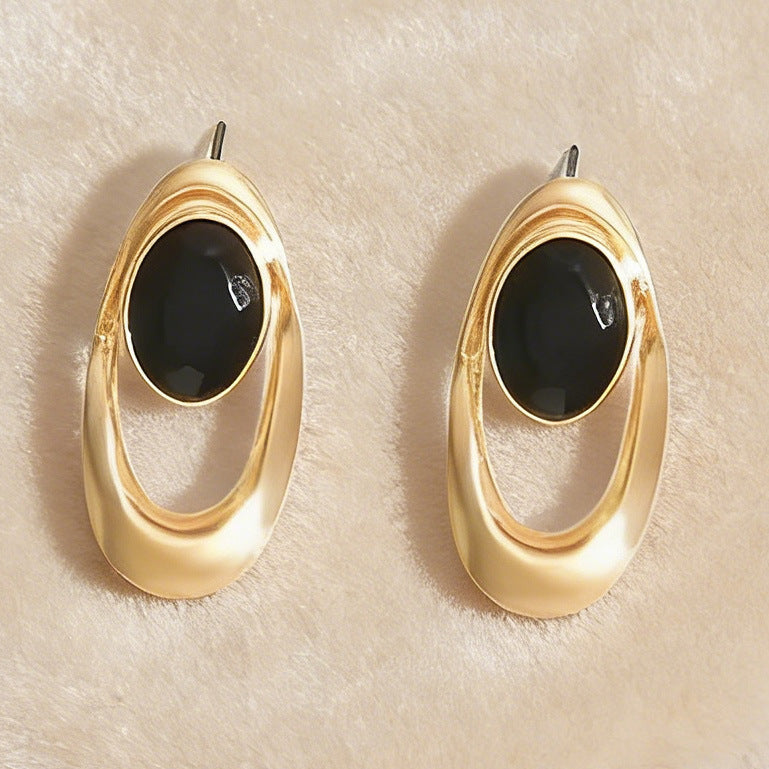 Fashion Simple Elegant Retro Oval Suit Style For Necklaces