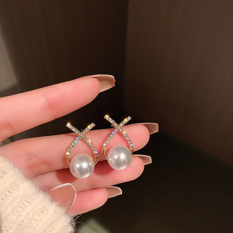 Fashion High-grade Zircon Pearl French Minority Retro Earrings