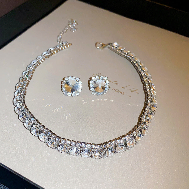 Diamond Geometric Suite Light Luxury Clavicle Jewelry Set