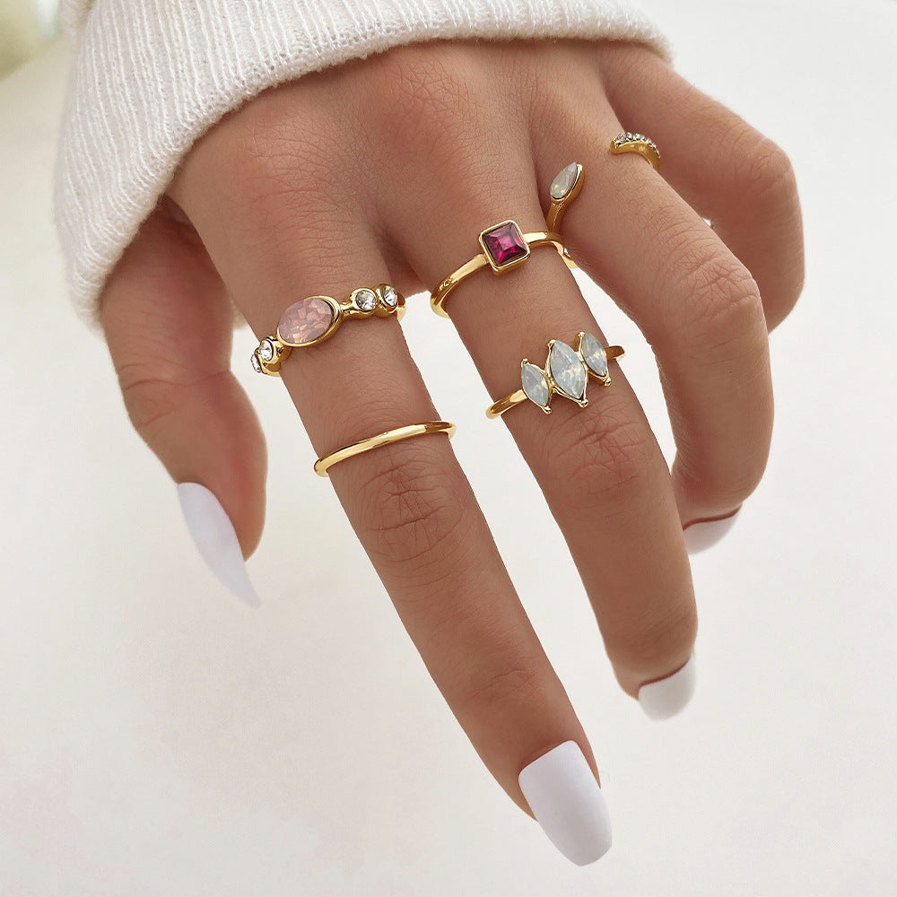 Diamond Eye Cross Leaf Set Pearl Rings