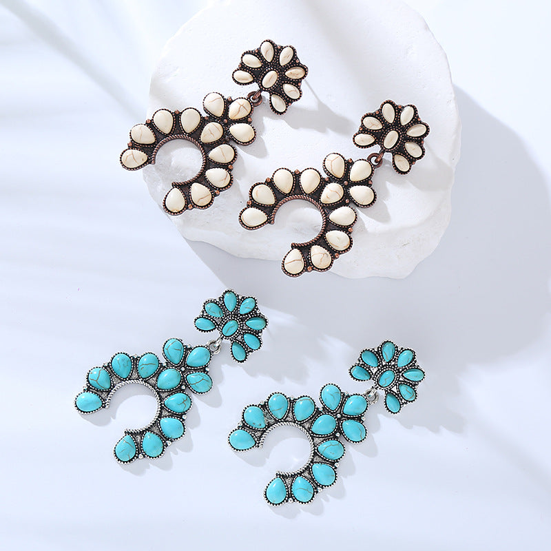 Exaggerated Personality Retro Fan-shaped Turquoise Hollow Rings