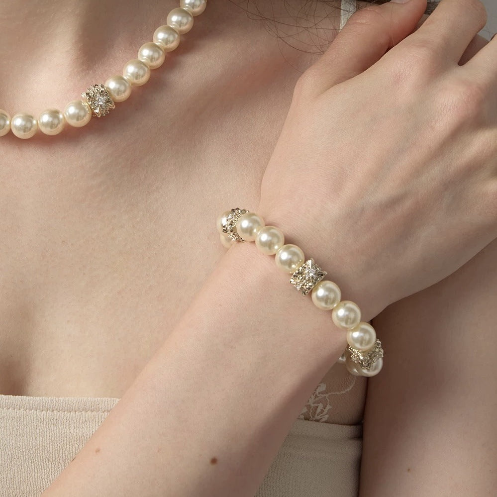 Flower-de-luce Right Rain Pearl Elastic French Retro High Bracelet