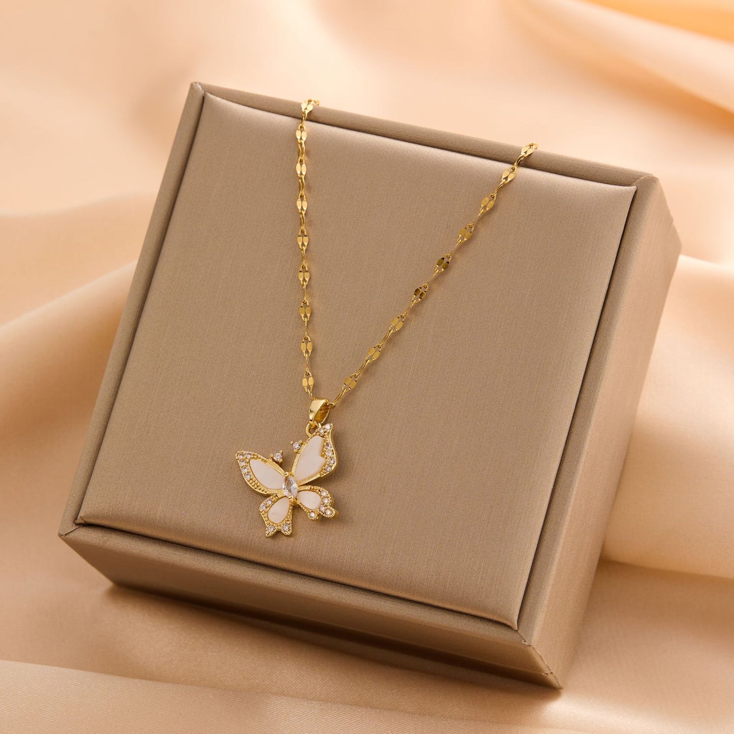 Women's Fading For Niche Design Versatile Personality Simplicity Style Necklaces