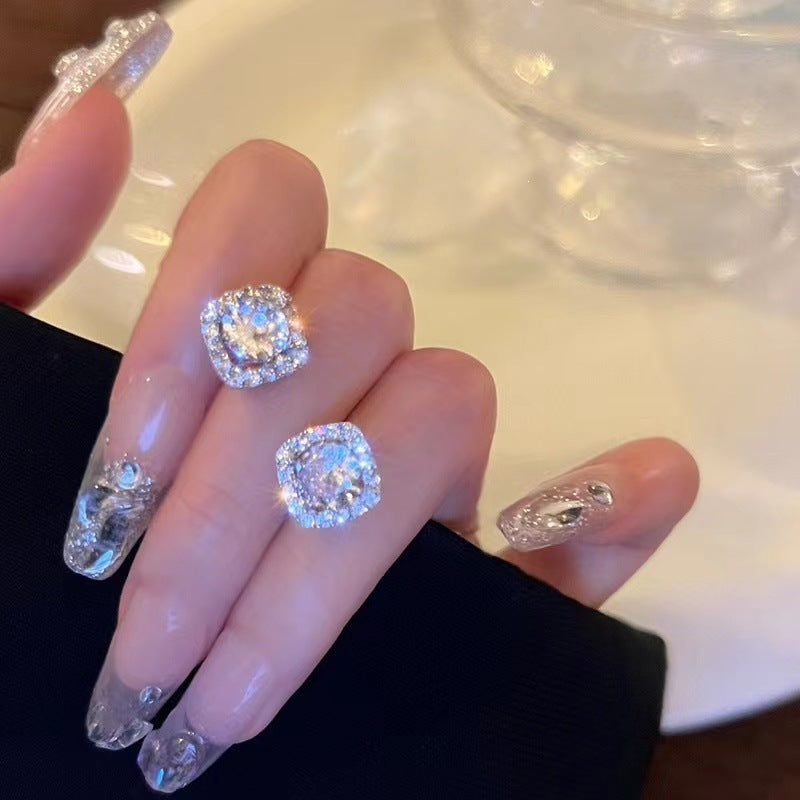 Diamond Square Light Luxury Temperament Small Sugar Cube High-grade Design Rings