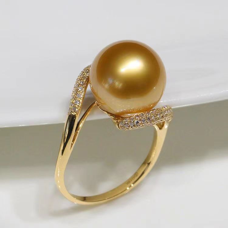 Women's Pearl Gold-plated Zircon Inlaid Perfect Circle Rings