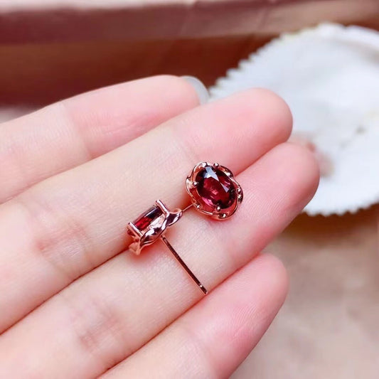 Women's Simple Fresh Simulation Red Garnet Sea Blue Topaz Colored Earrings