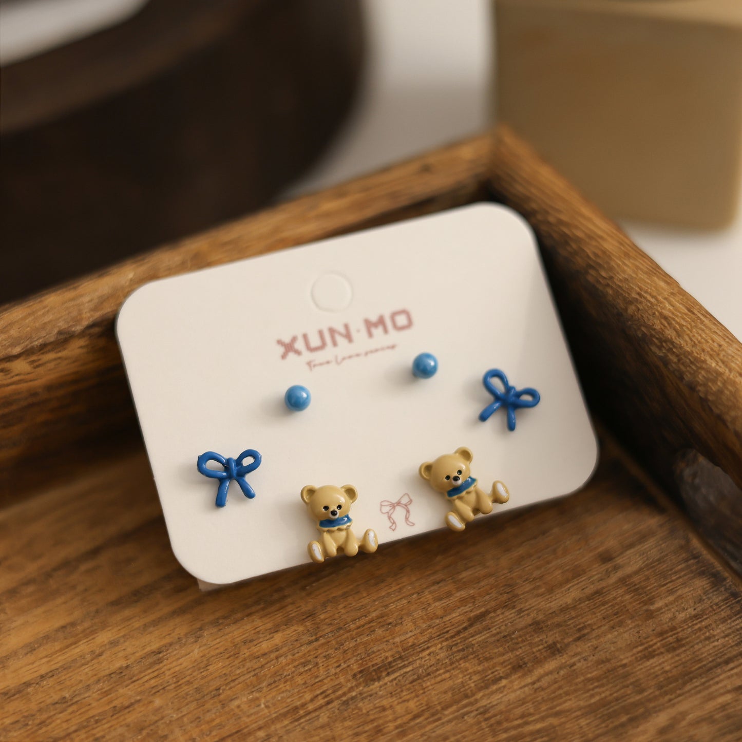 Women's Biological Porcelain Light Luxury High-grade Sleeping No Need To Take Stud Earrings