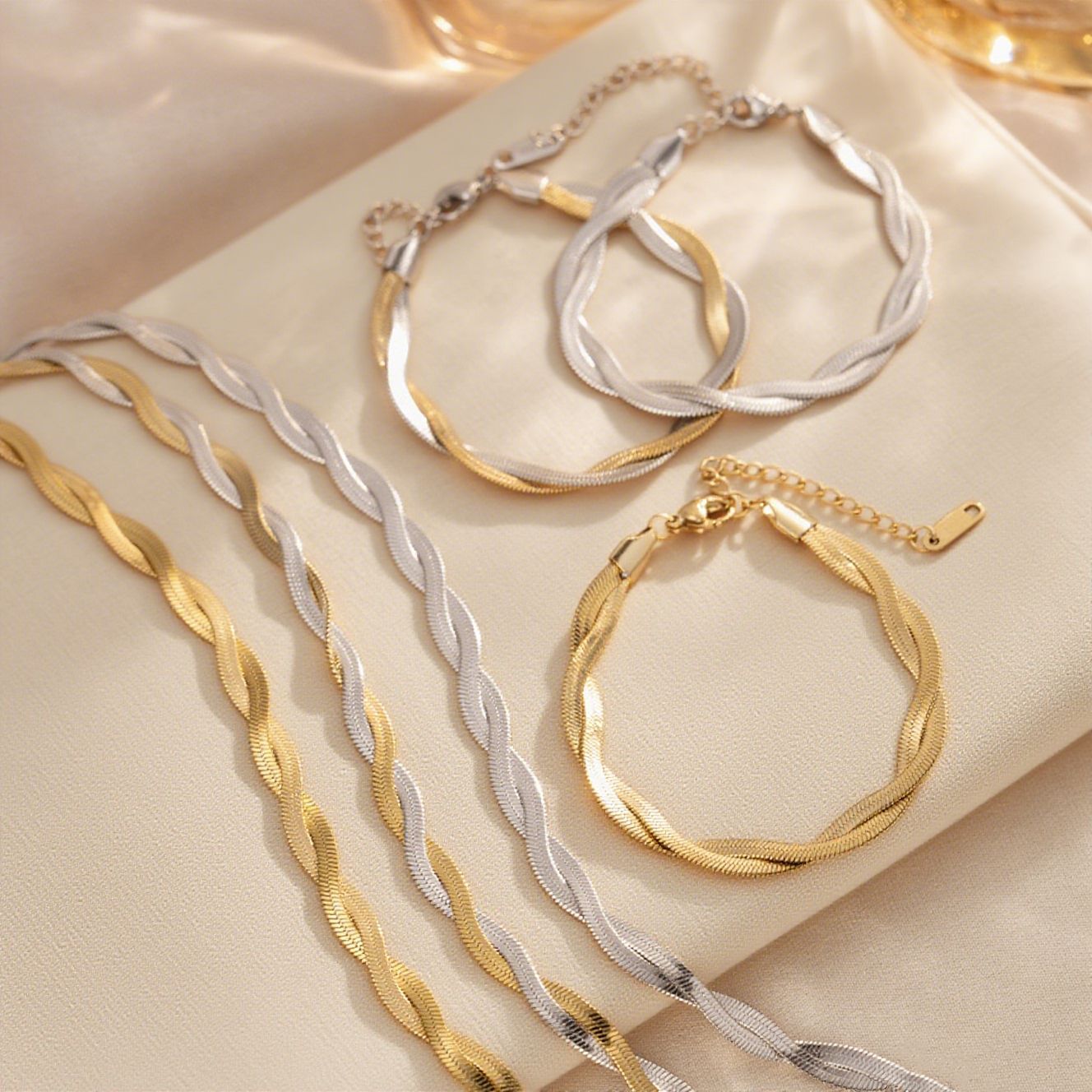 Titanium Female Like Flat Snake Hip Necklaces