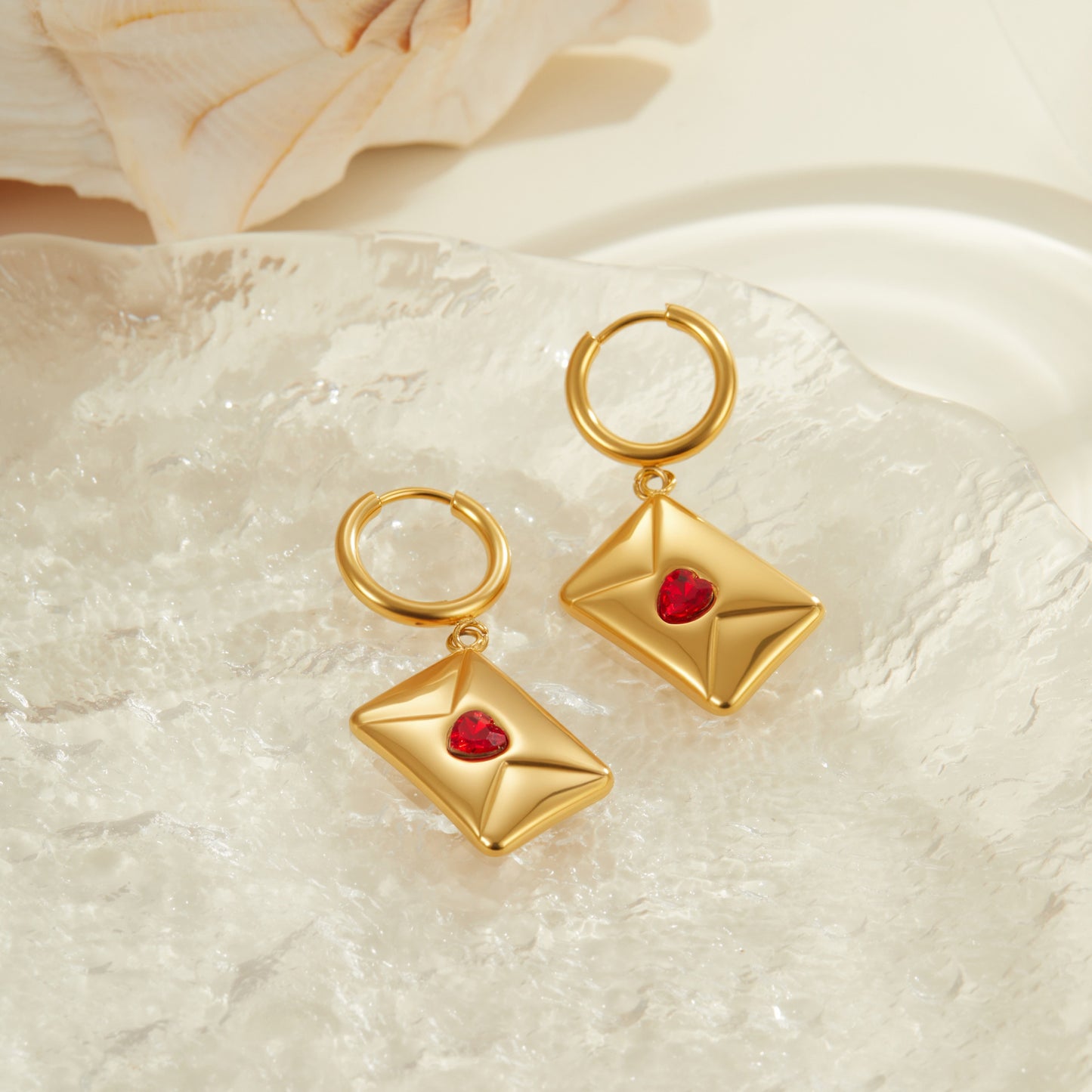 Stainless Steel Fun Gold-plated Titanium Niche Design Jewelry Set