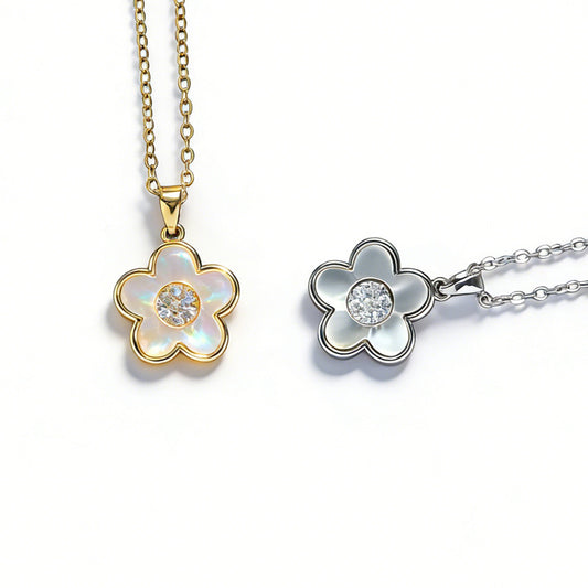 Women's Flower Everyday Joker Parthenocissus Grass Plum Color Retention Copper Necklace