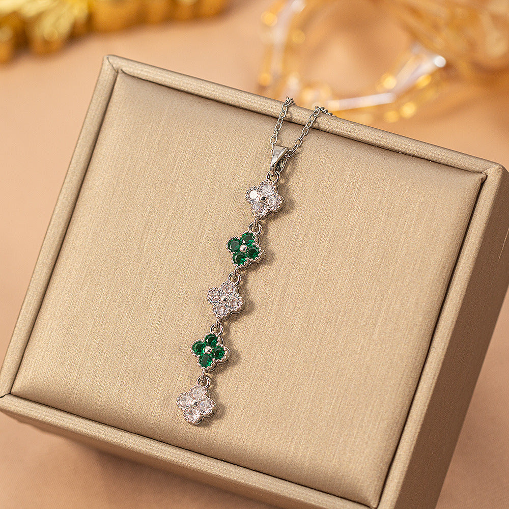 Women's Titanium Steel Fashion Clover Light Luxury High Sense Necklace