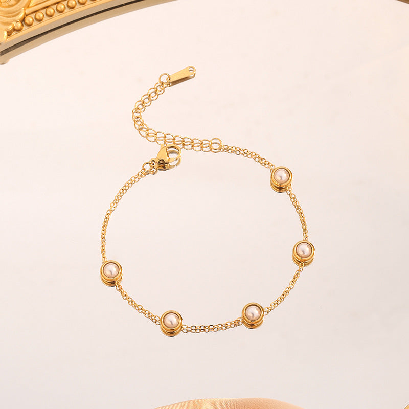 Women's Simple Fresh White Pearl Clavicle Chain Round Set Of Necklaces