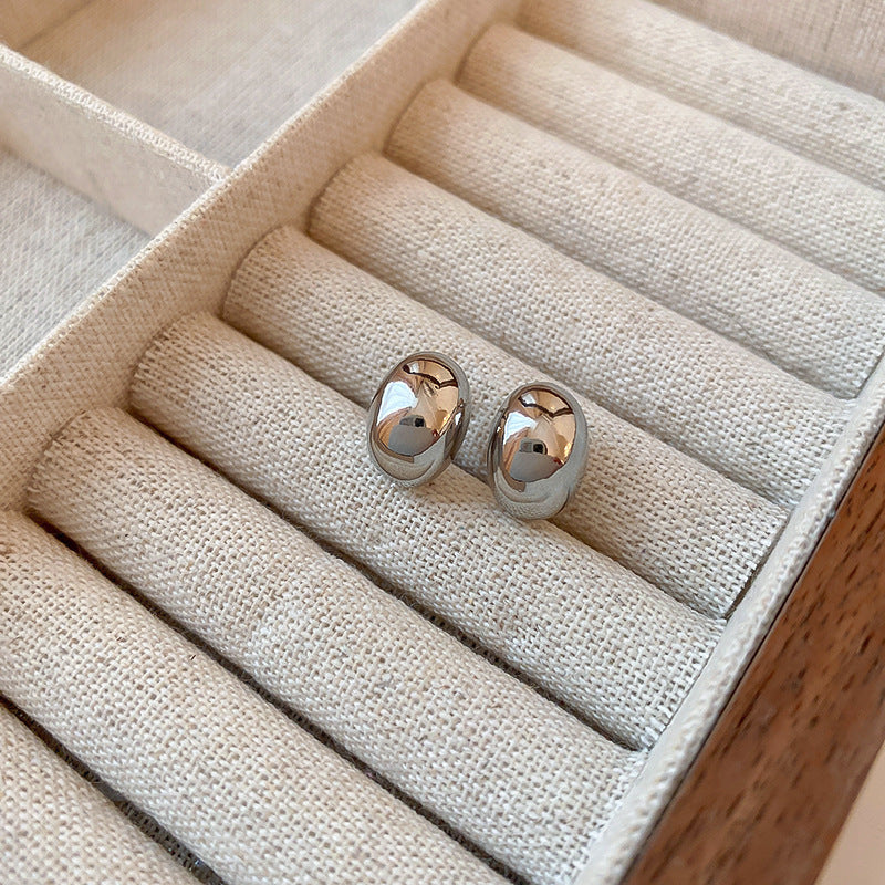 Women's Needle Metallic Pleated Round Geometric Bean-shaped Fashionable Fashion Stud Earrings
