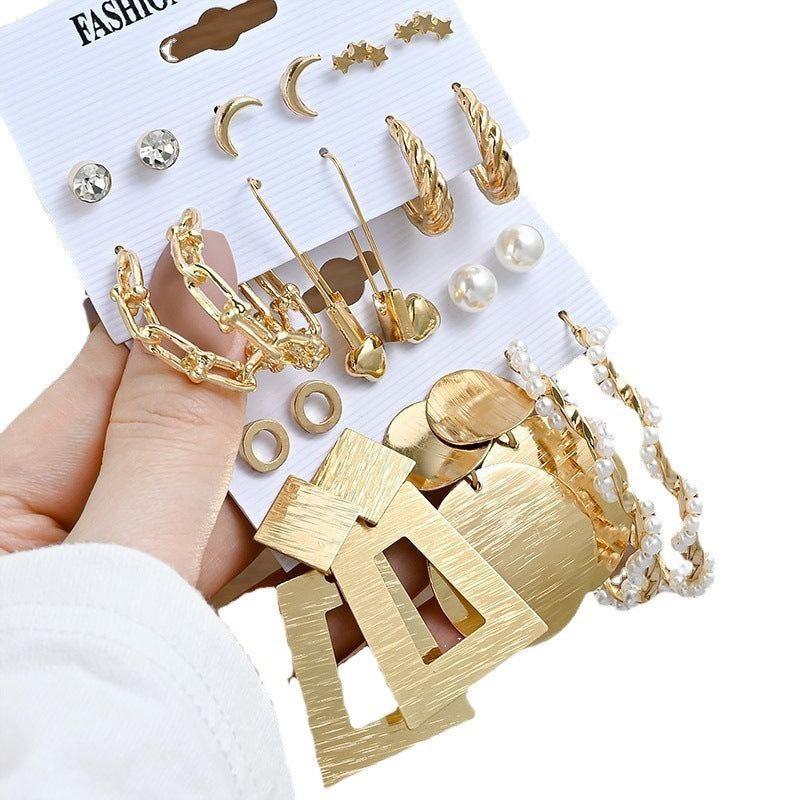 Women's Retro Gold Geometric Suit Fashion Pearl With Earrings