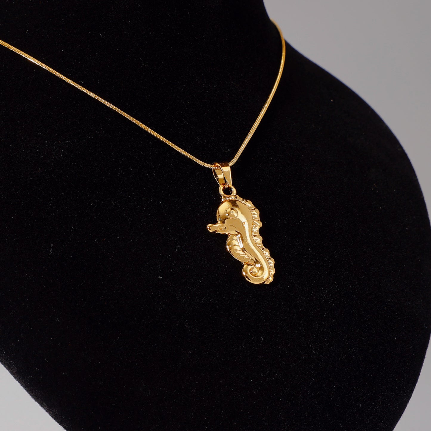 Titanium Steel Stainless Fashion Simple Light Luxury Gold Pendants