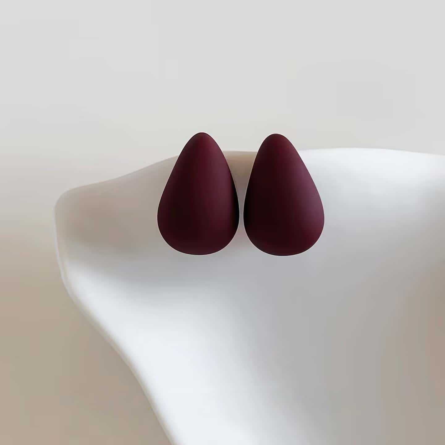 Retro Red Water Drop Ear Simplicity Rings