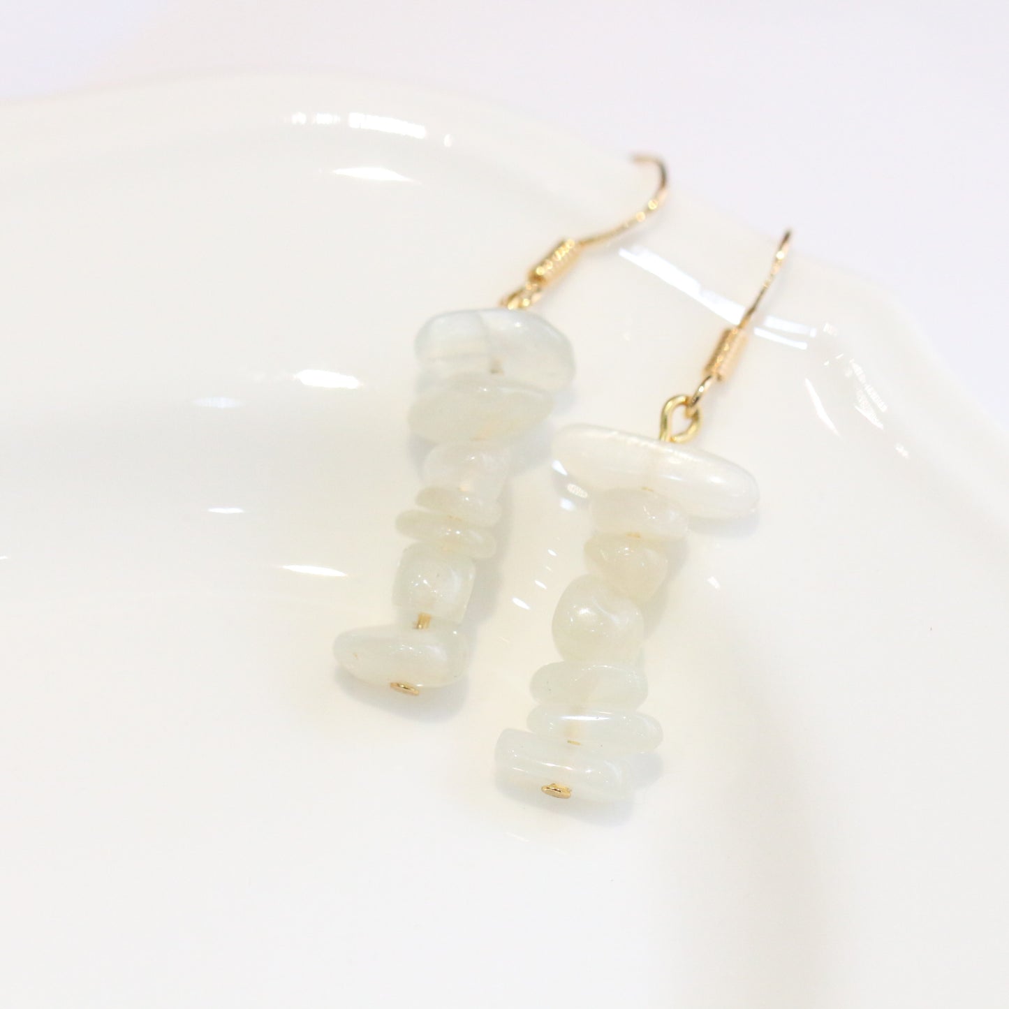 Crystal Simplicity Contrast Color Dopamine Matching Ear Hook