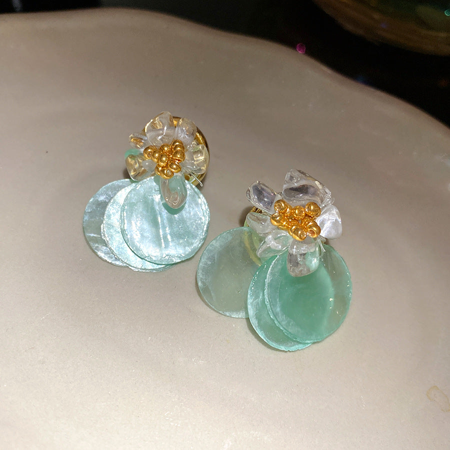 Women's Sier Needle Gravel Shell Round Niche High-grade Vacation Style Sweet Stud Earrings