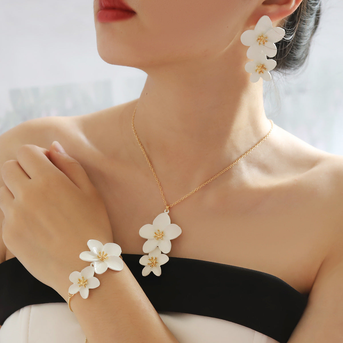 Fashion Enamel Fresh Three-dimensional Flower Versatile Simple Jewelry Set