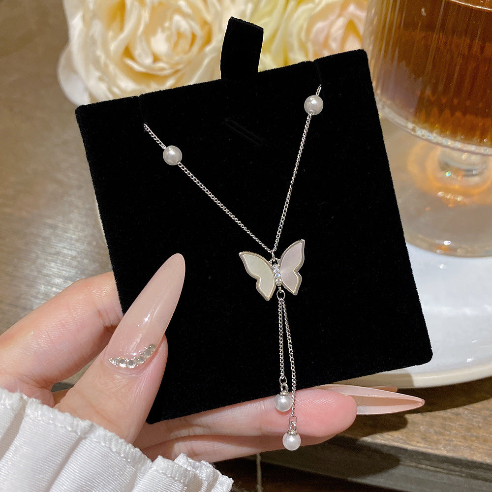 Women's Wild Butterfly Pearl Light Luxury Sweet Necklace