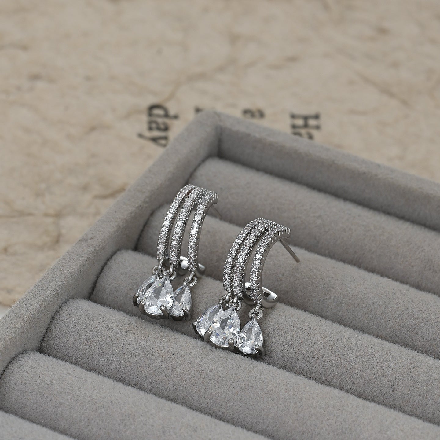Women's Micro Inlaid Zircon Personalized High-grade Drop Ear Exquisite Light Stud Earrings