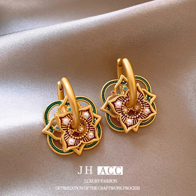 Glazed Fan-shaped Female Niche Advanced Design Multiple Ways Earrings