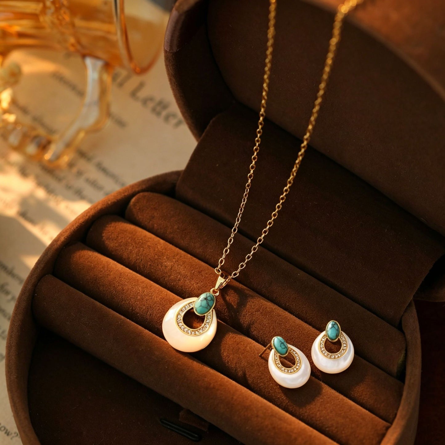 Fritillary High-grade Blue Turquoise Clavicle Chain Fashion Earrings