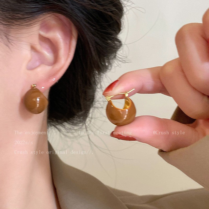 Women's Hollow Caramel Ball Drop Glazed Fashionable Niche Design Rings