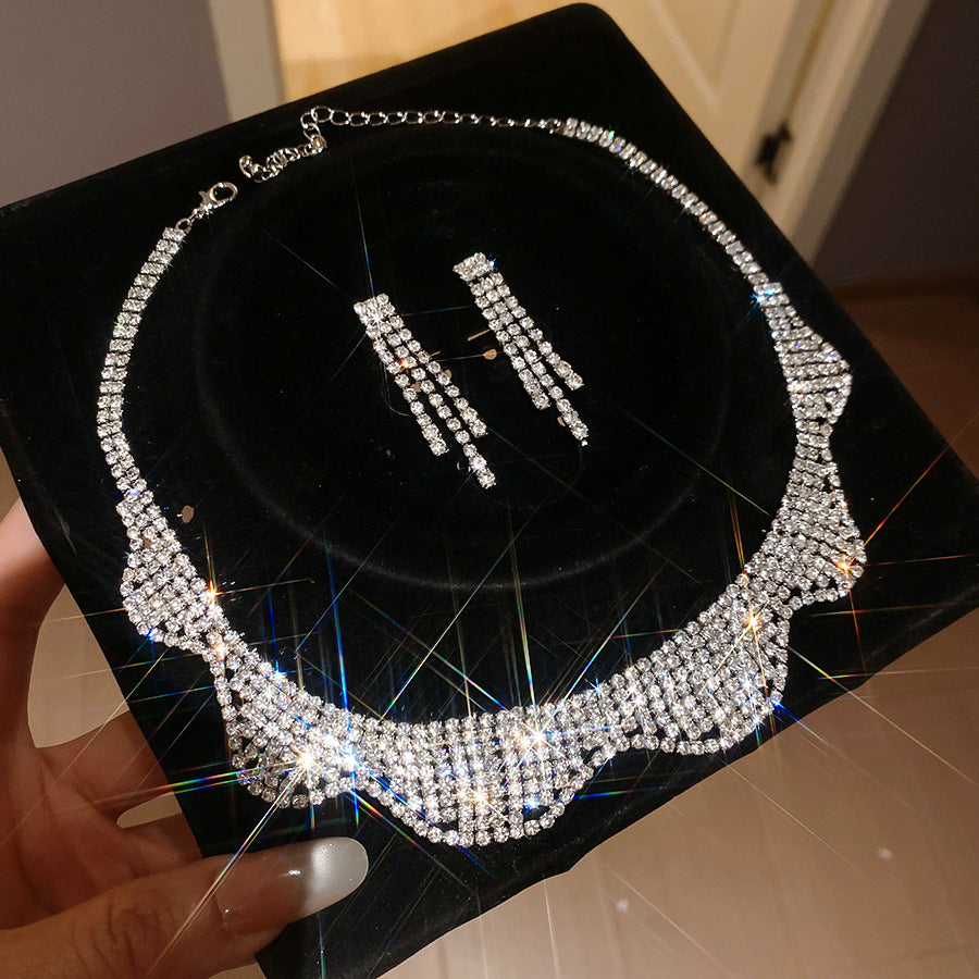 Women's Exquisite Clavicle Chain Light Luxury High-grade Earrings