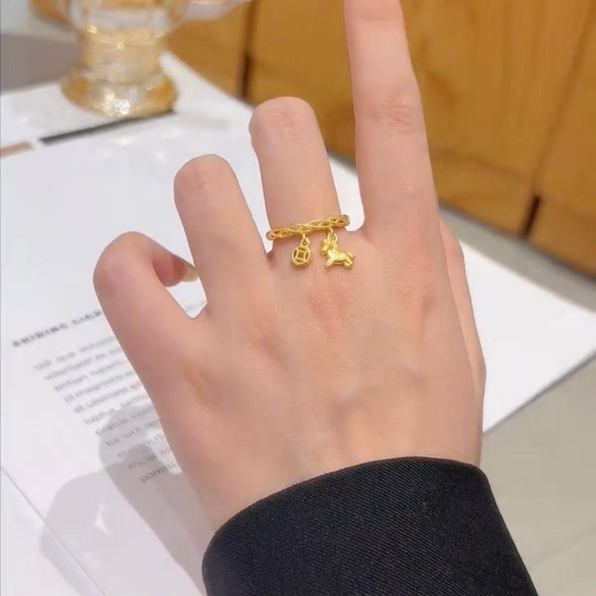 Immediately Rich Lucky Female Light Luxury Rings