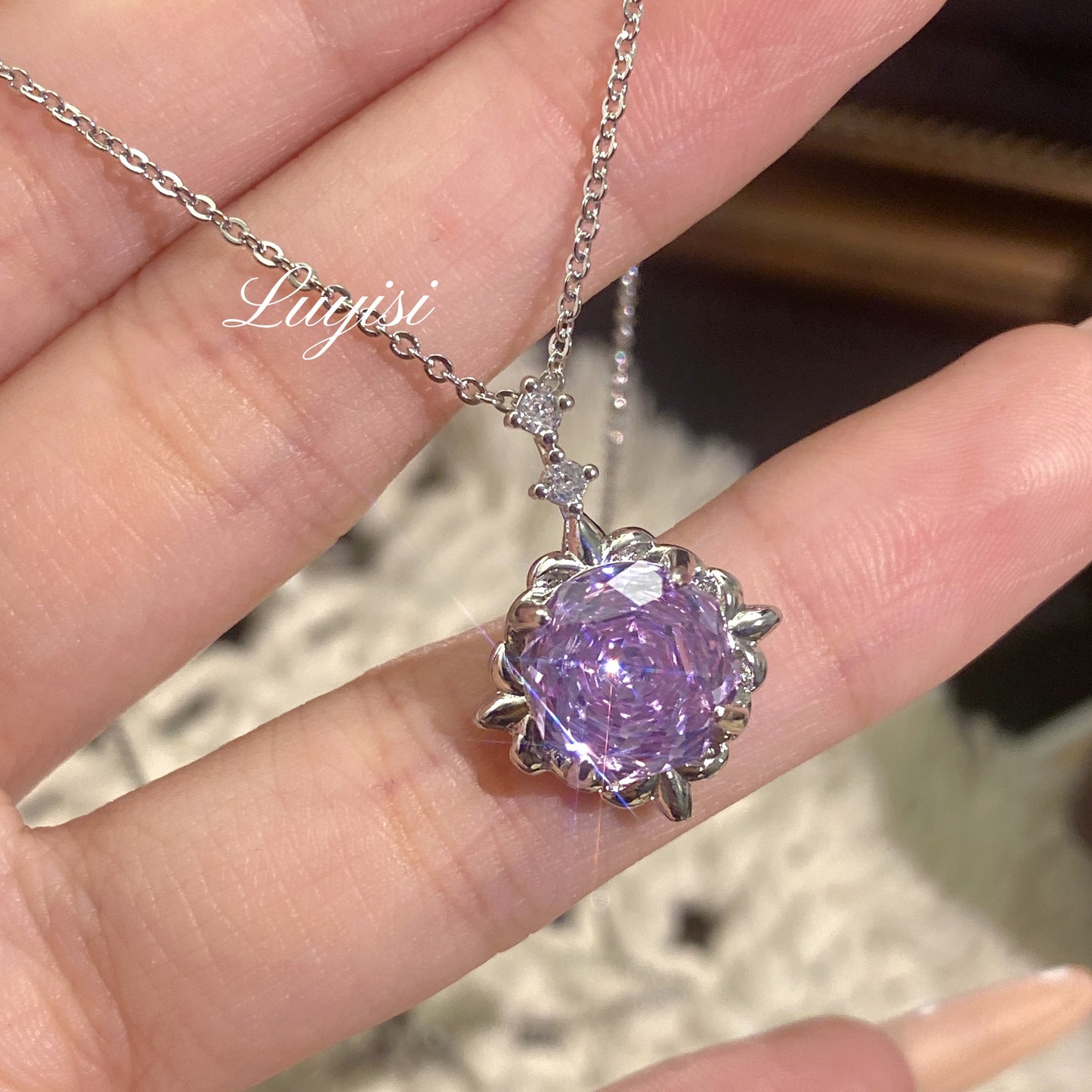 Blue Inlaid High Carbon Diamond Brilliant Sapphire Pendants