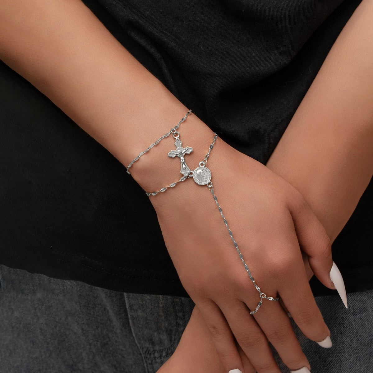 Fashion Simple Affordable Luxury Metal Finger Versatile Ladies Bracelets