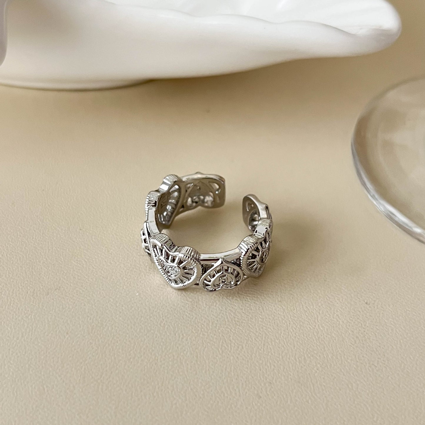 Women's Old Money Style Irregular Cross Hollow Out Open-end Zircon Unique Ring