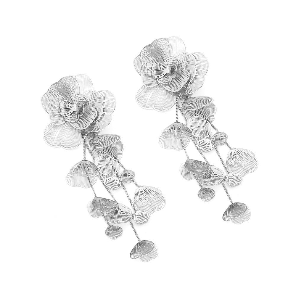 Long Metal Large Flower Retro Three-dimensional Branch Earrings