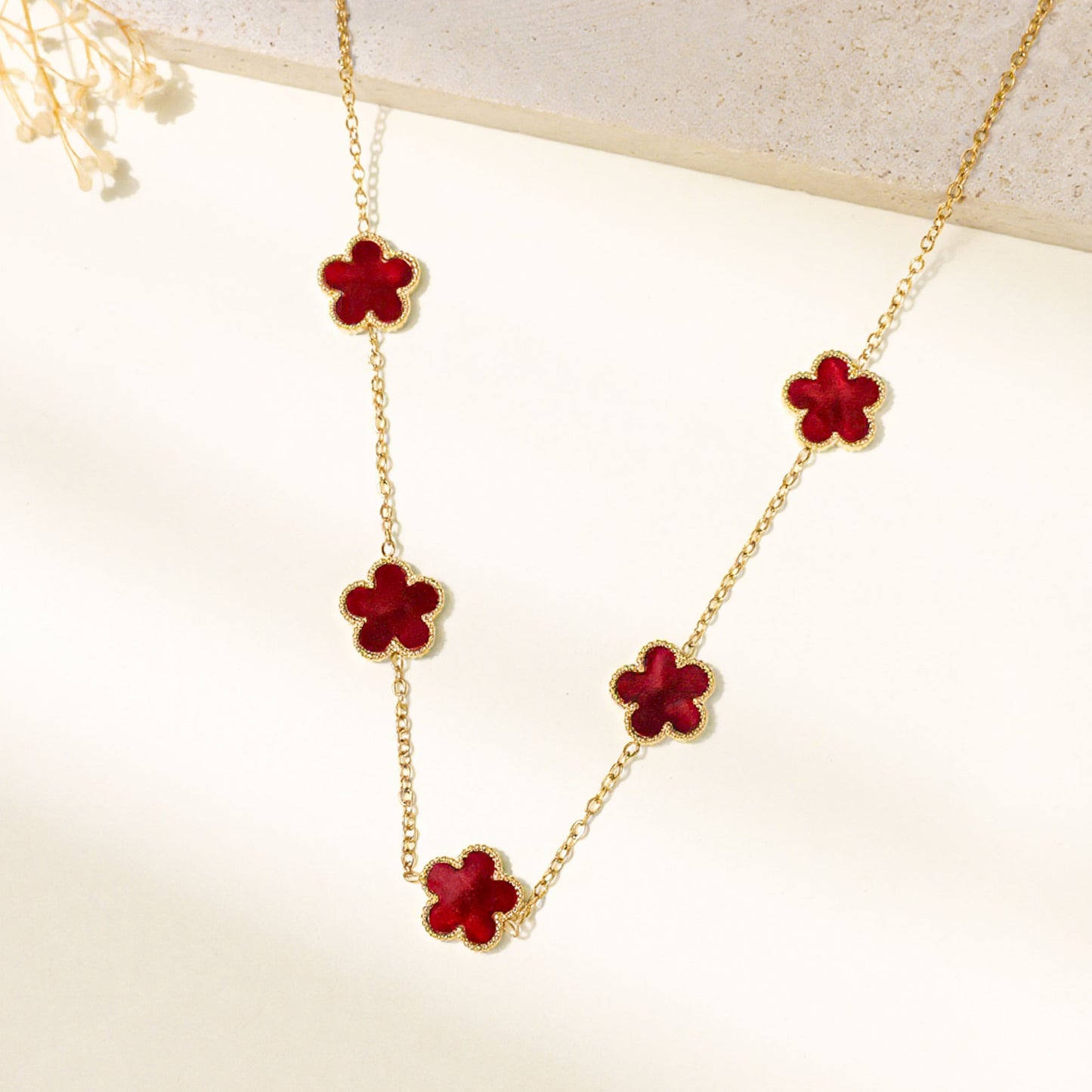 Stainless Steel Parthenocissus Grass Pork Belly Gradient Light Luxury Necklace