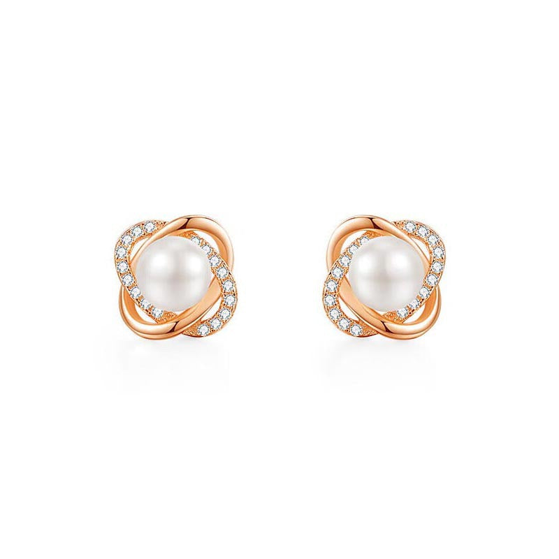 Women's Water Pearl Retro French Small Sier Elegant High-grade Four Leaf Stud Earrings