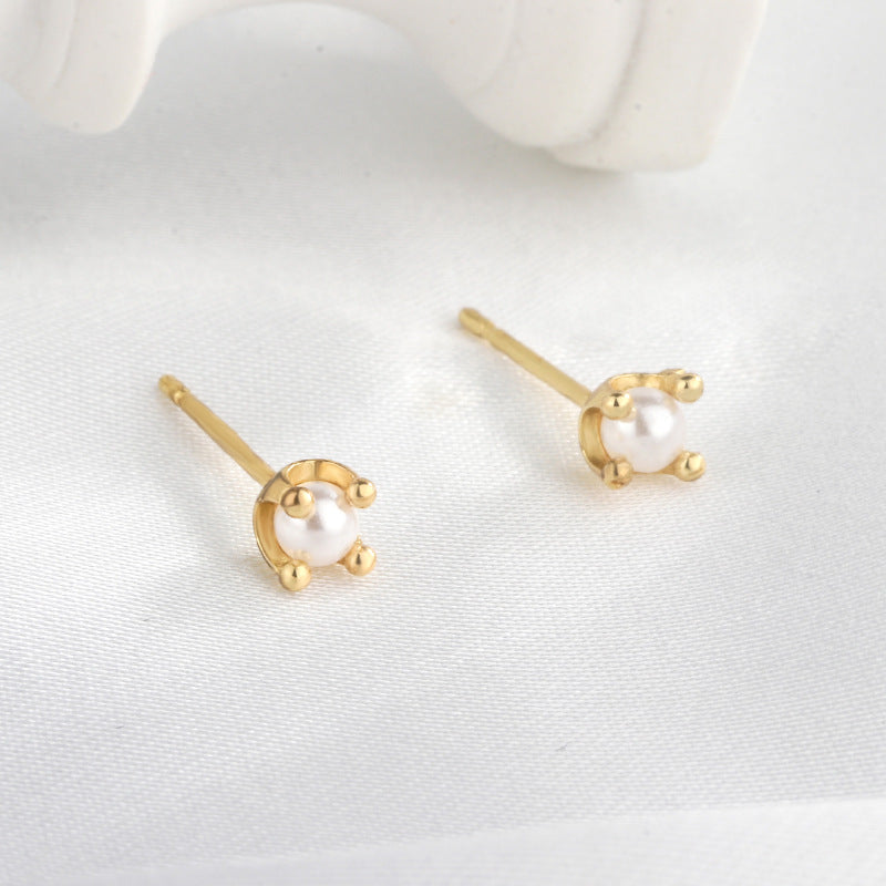 Women's Pearl For Small Before Sleep Simple Retro Versatile Stud Earrings