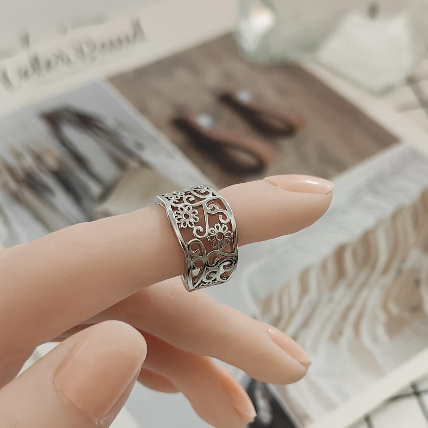 Female Simple High Sense Chinese Ethnic Style Flowers Rings