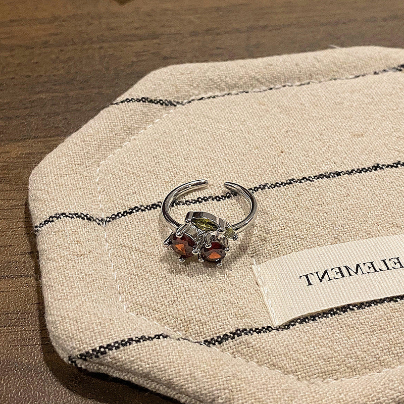 Pomegranate Dyed Fingertip Antique Gorgeous Feeling Broken Color Zirconium Female Ring