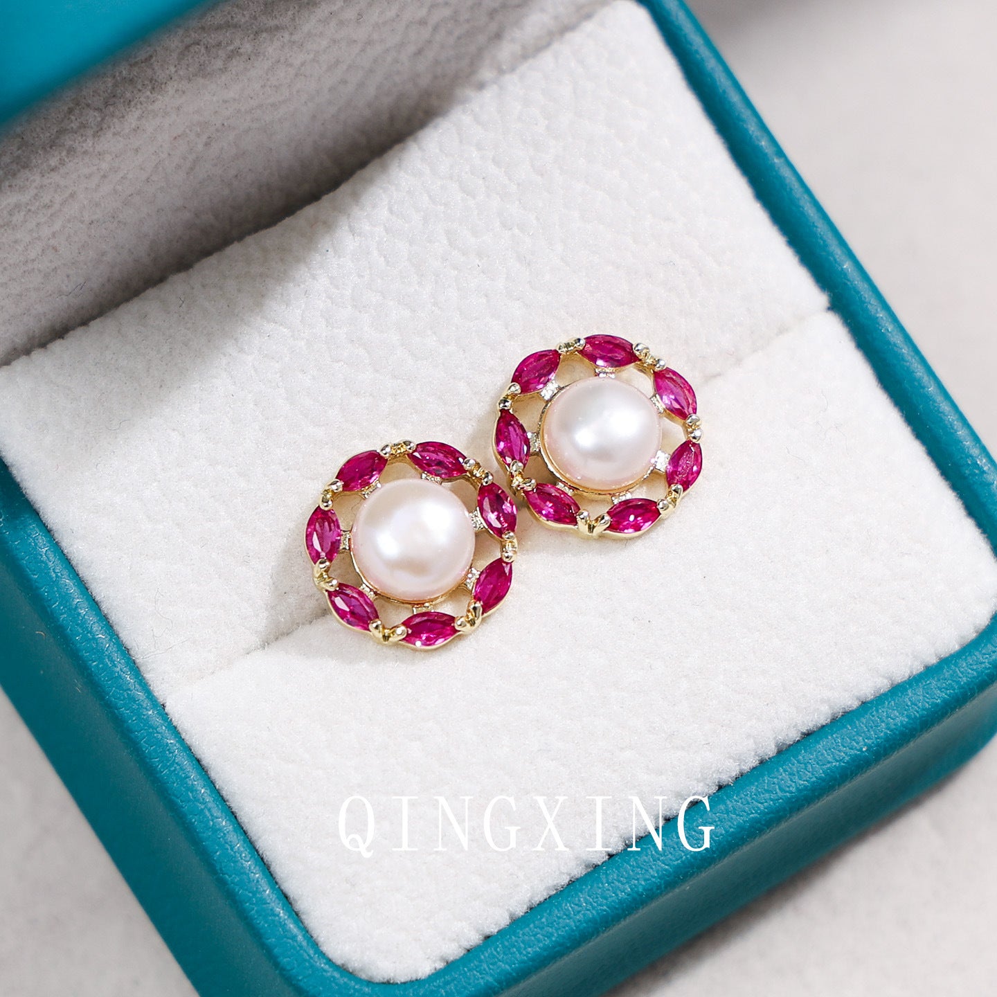 Women's Corundum Freshwater Pearl Ear Pigeon Blood Stud Earrings