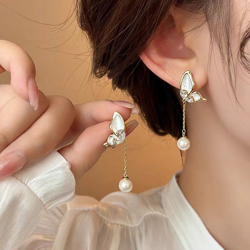 Women's Light Luxury Personality Butterfly Tassel High-grade Fashion Sweet Cool Earrings