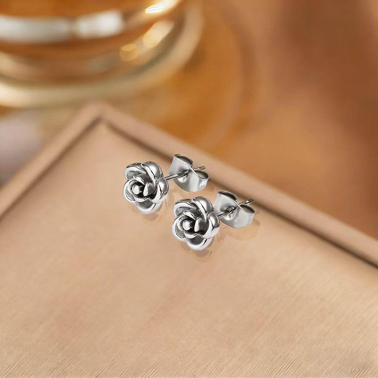 Women's Titanium Steel Rose Flower Fashion Simple High-grade Earrings