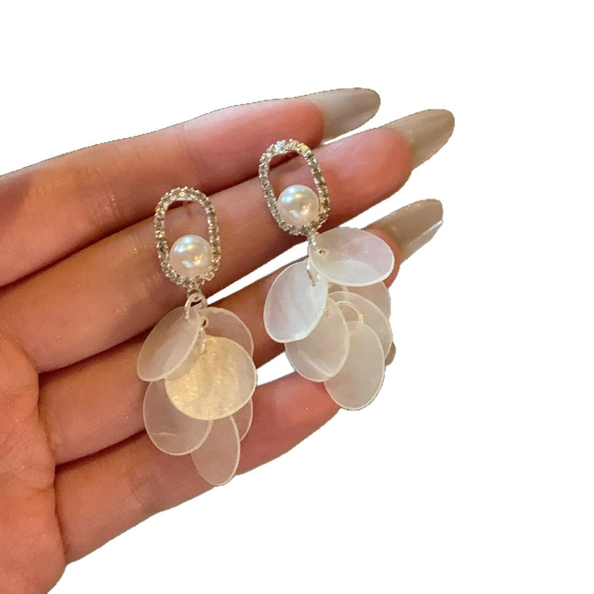 Women's French Elegant Light Luxury High-grade Sweet Fashion Vacation Rings