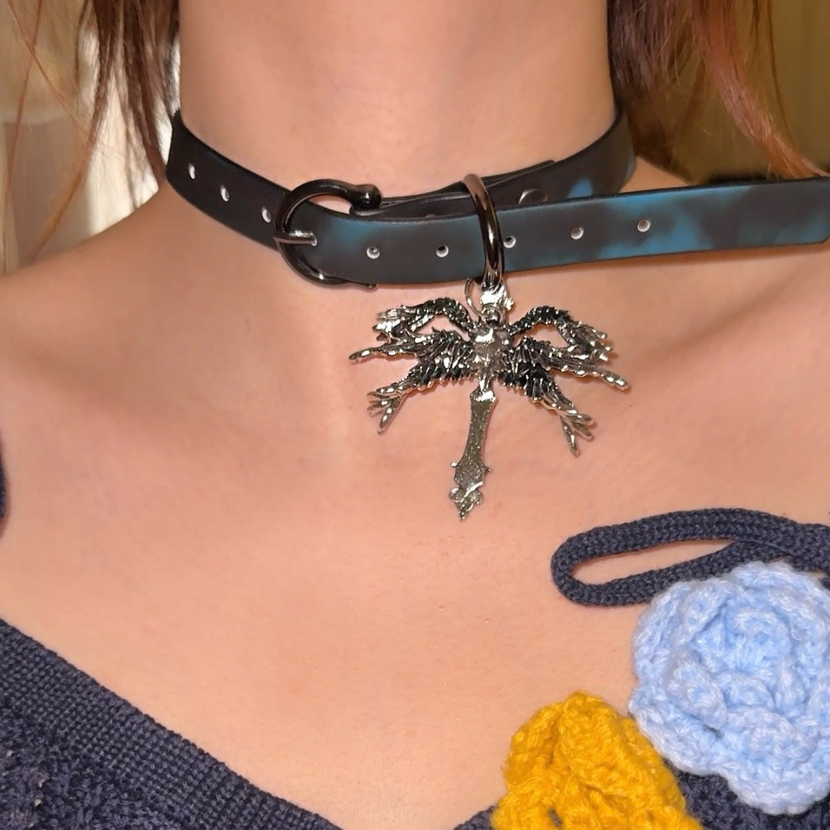 Women's Warm Color Changing Leather Hot Senior Clavicle Collar