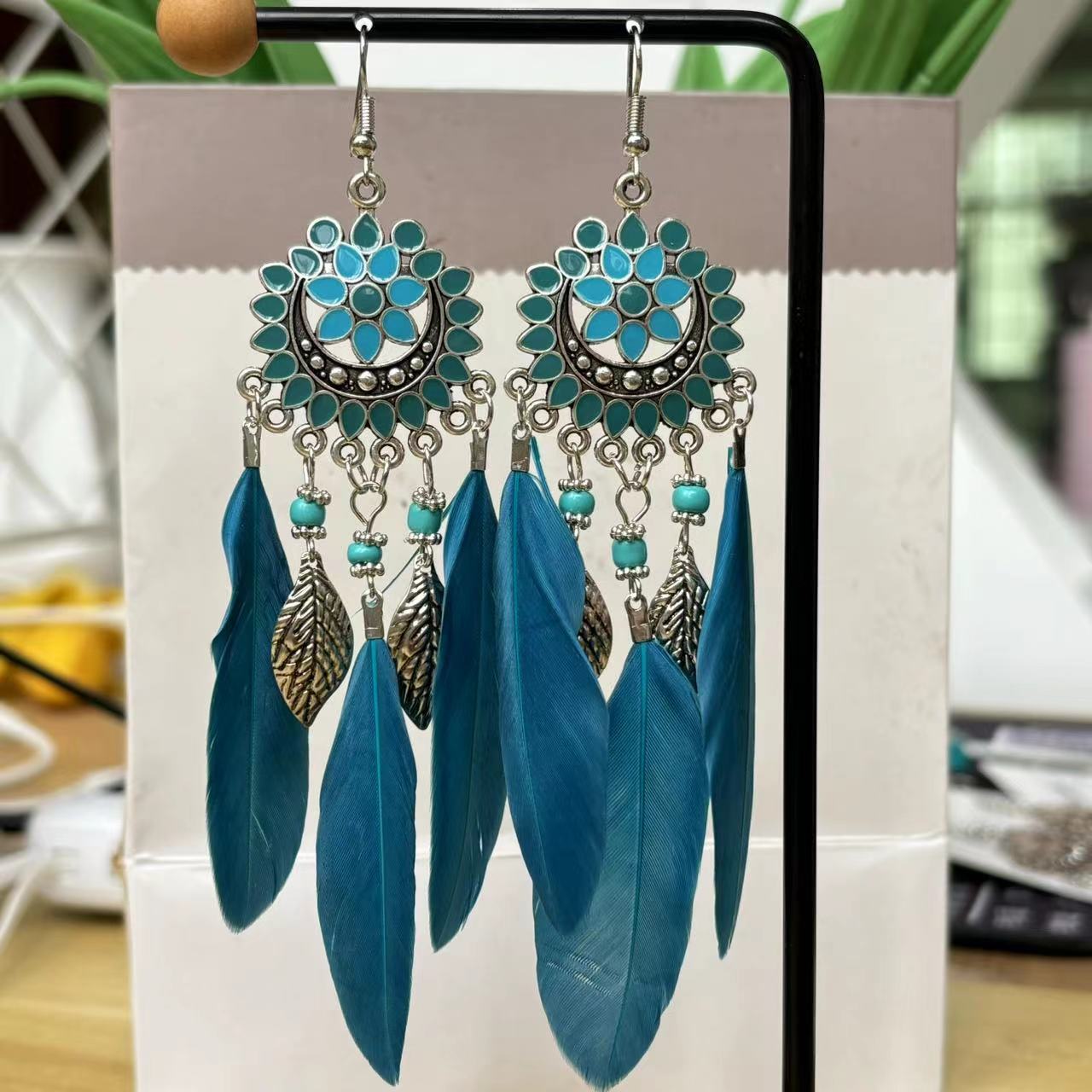 Special Interest Light Luxury Advanced Ethnic Style Exaggerated Earrings