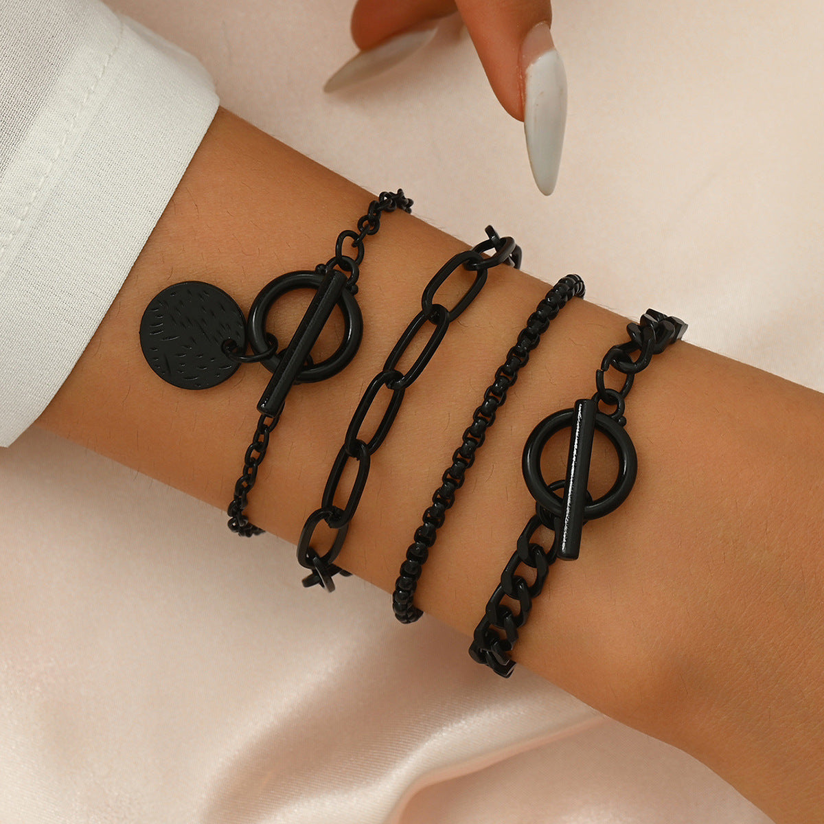 Fashion Metal Alloy Snake Chain Buckle Simple Bracelet