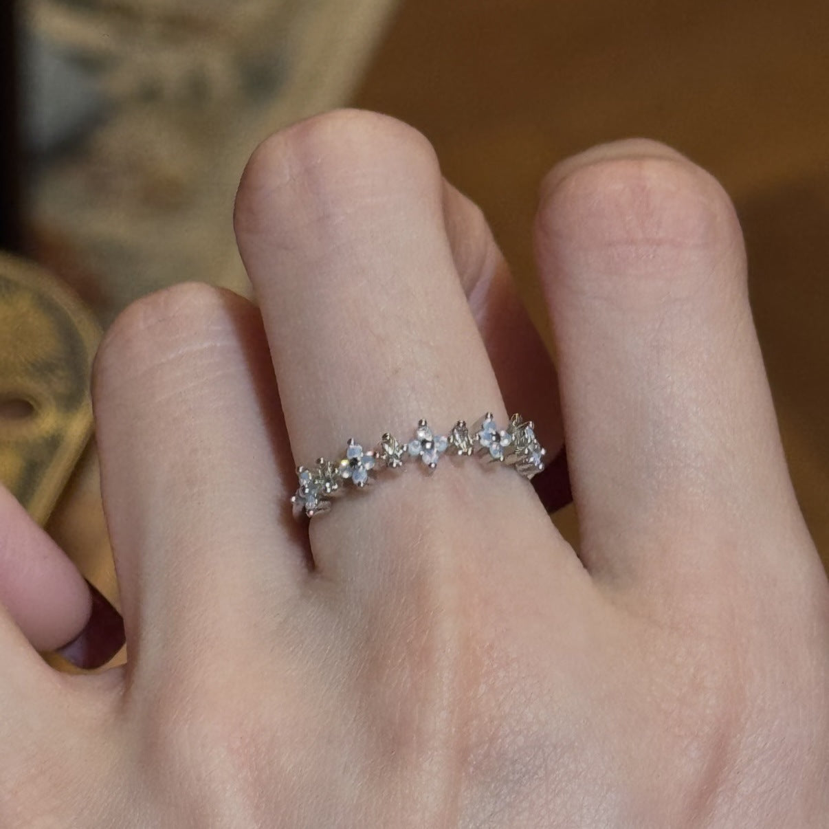 Luxury Flower Female Flash Exquisite Gold Unique Twin Fresh Index Ring