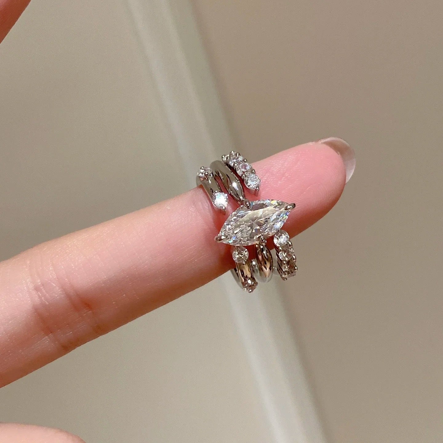 Women's Three-in-one Stacked Bright Super Shining Horse Rings