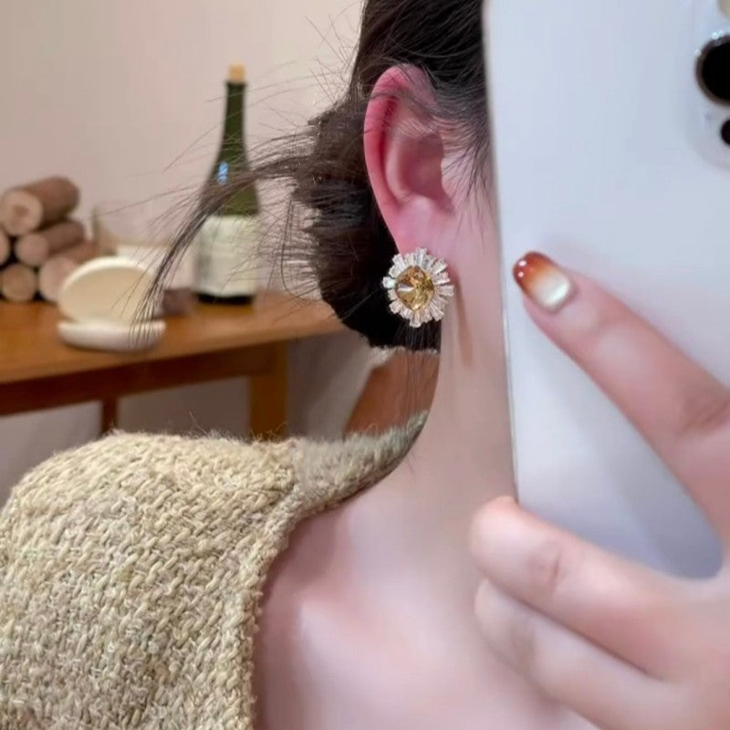 Fashion High-grade Square Sugar Flower Light Luxury Simplicity Temperament Stud Earrings